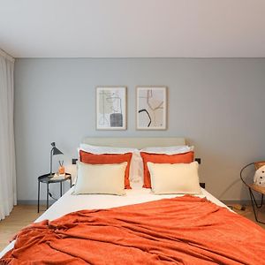 Deluxe Studio